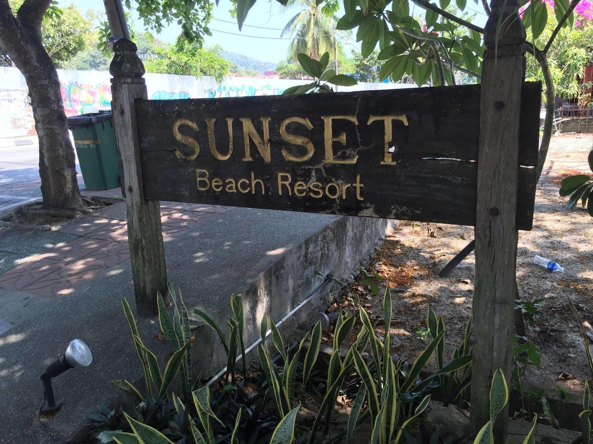 Sunset Beach Resort Pantai Cenang  Exterior photo